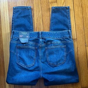 NWT Torrid Bombshell Skinny Jeans